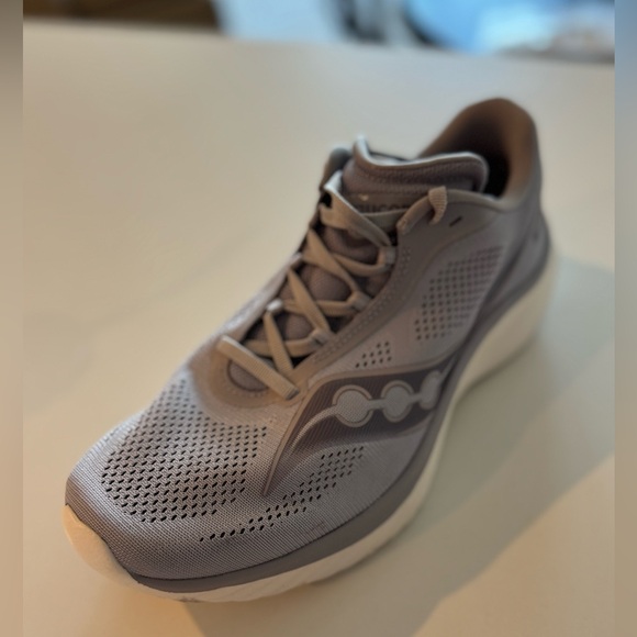 Saucony Light Purple Kinvara Running Shoes - Picture 1 of 8
